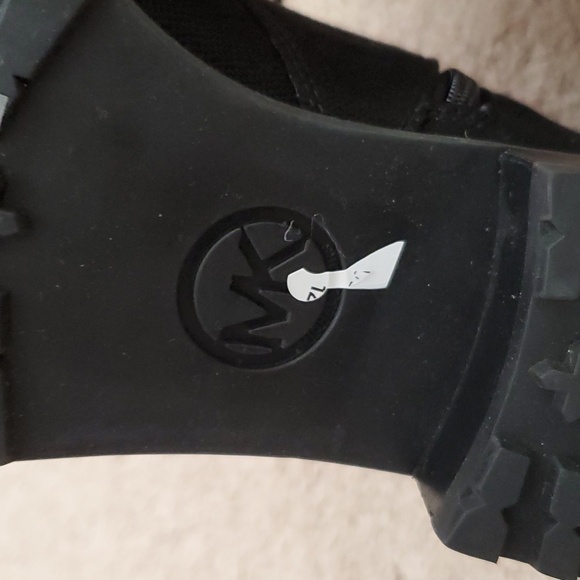 Michael Kors boots size 8.5M NWOT - Picture 10 of 16